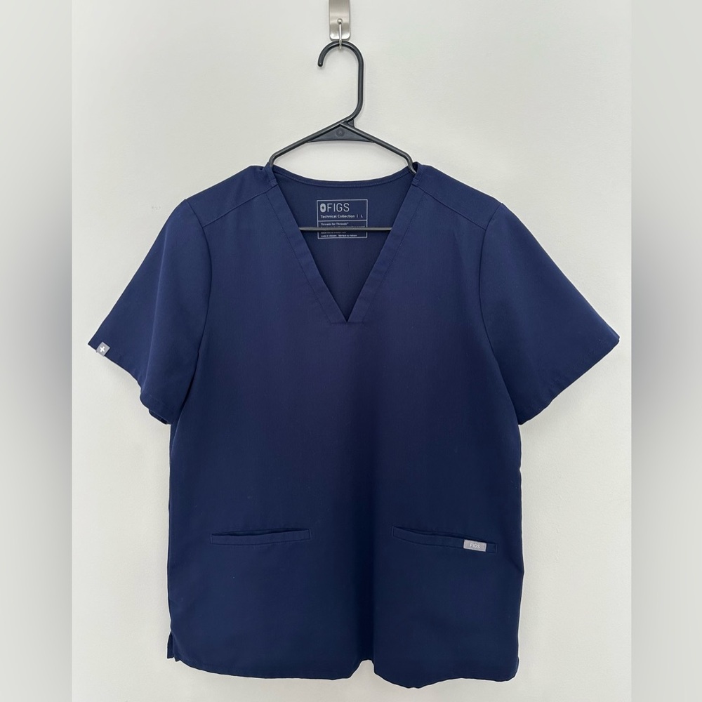 Figs Scrub Top